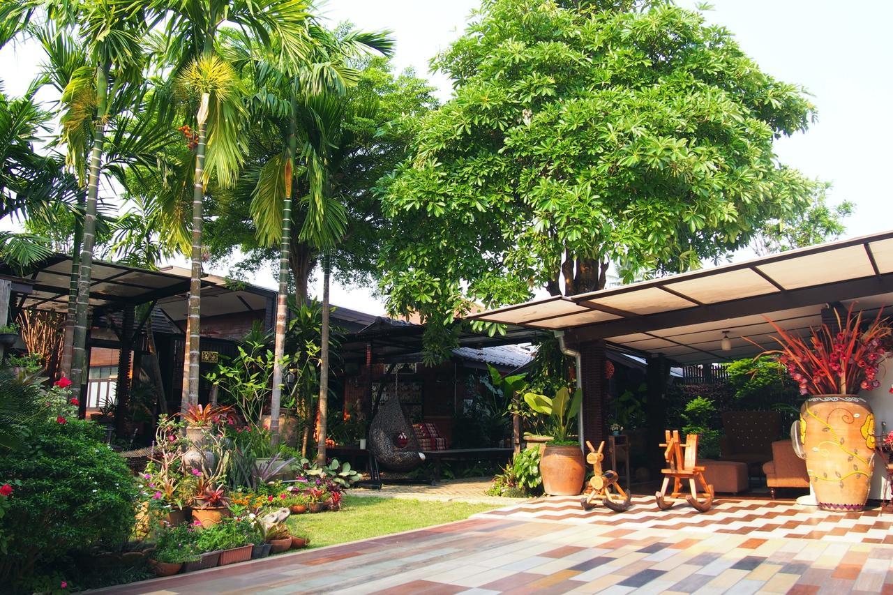 Wiang Kum Kam Resort Чиангмай Экстерьер фото