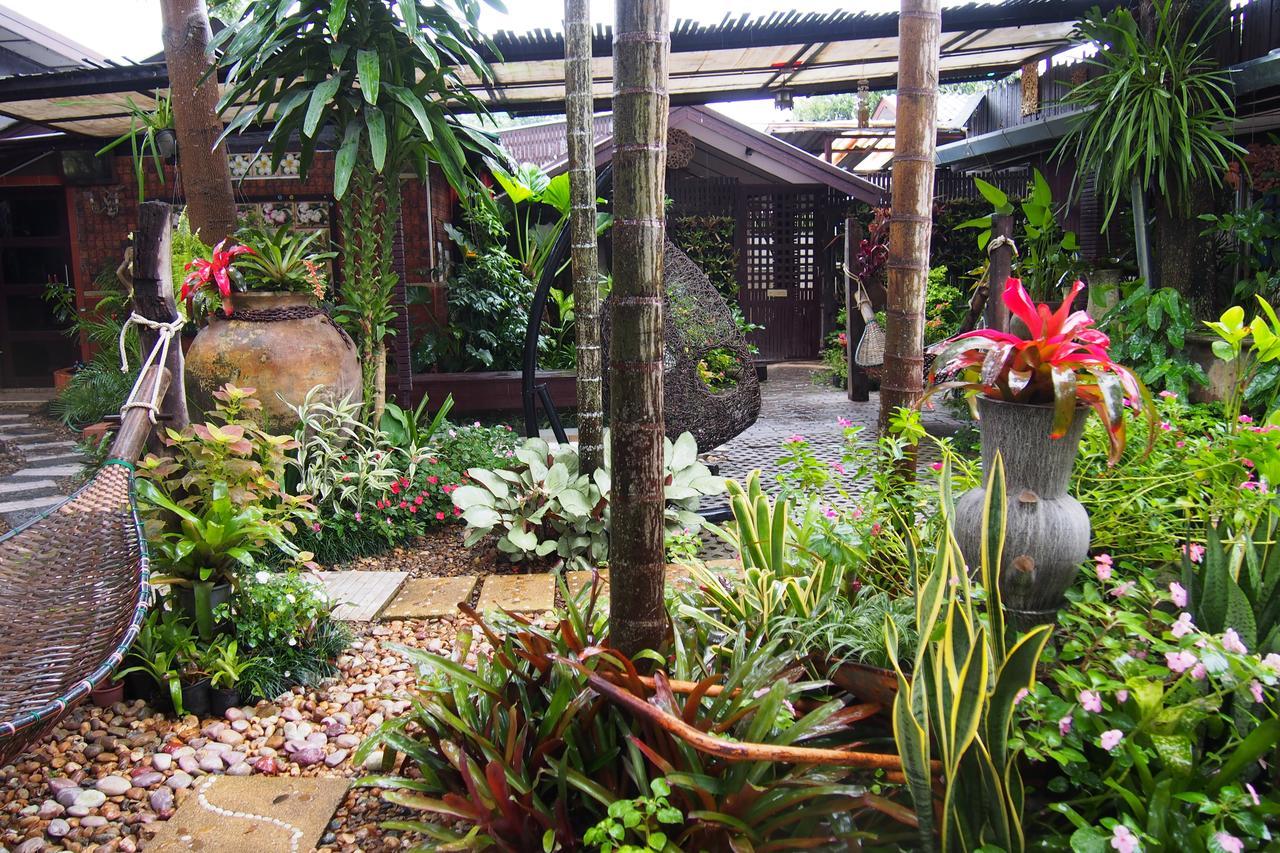 Wiang Kum Kam Resort Чиангмай Экстерьер фото